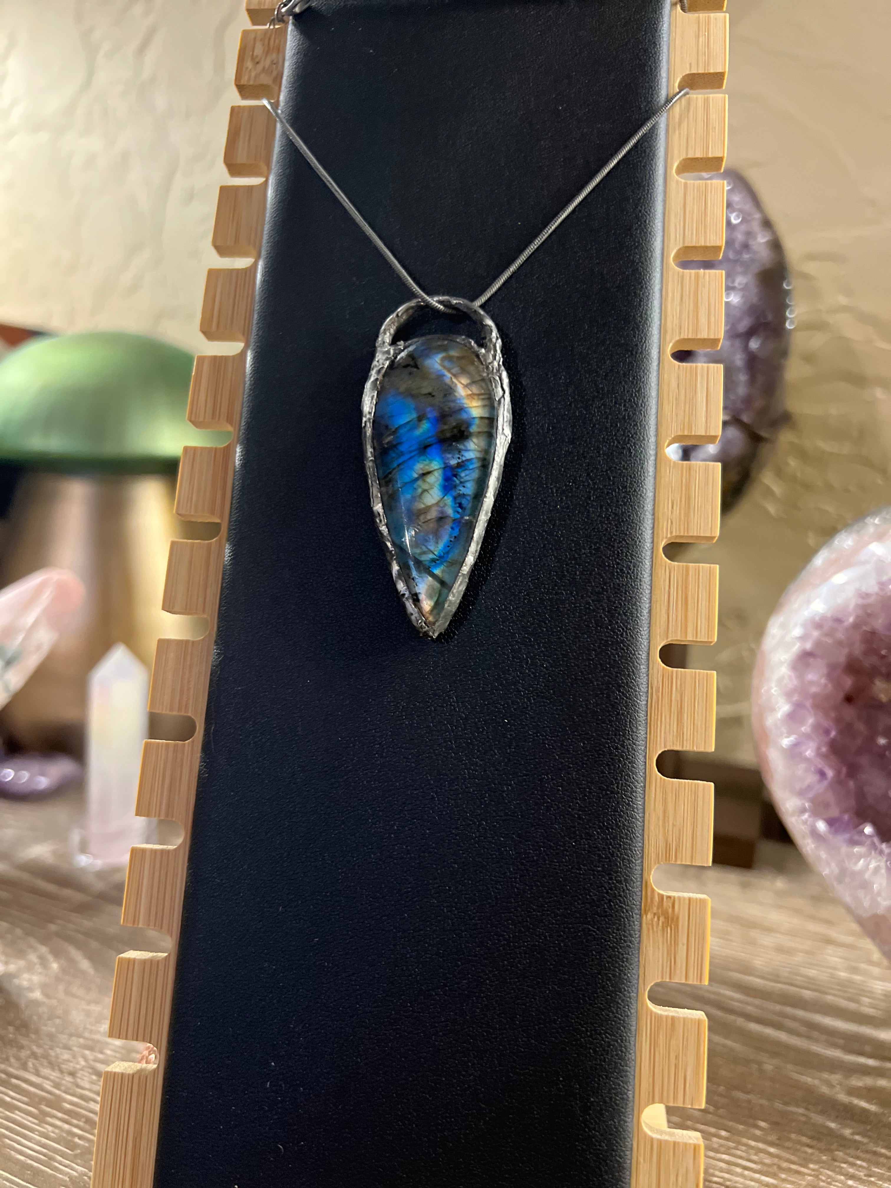 Lab Amulet Soldered Lab Amulet – Aura Moon Design