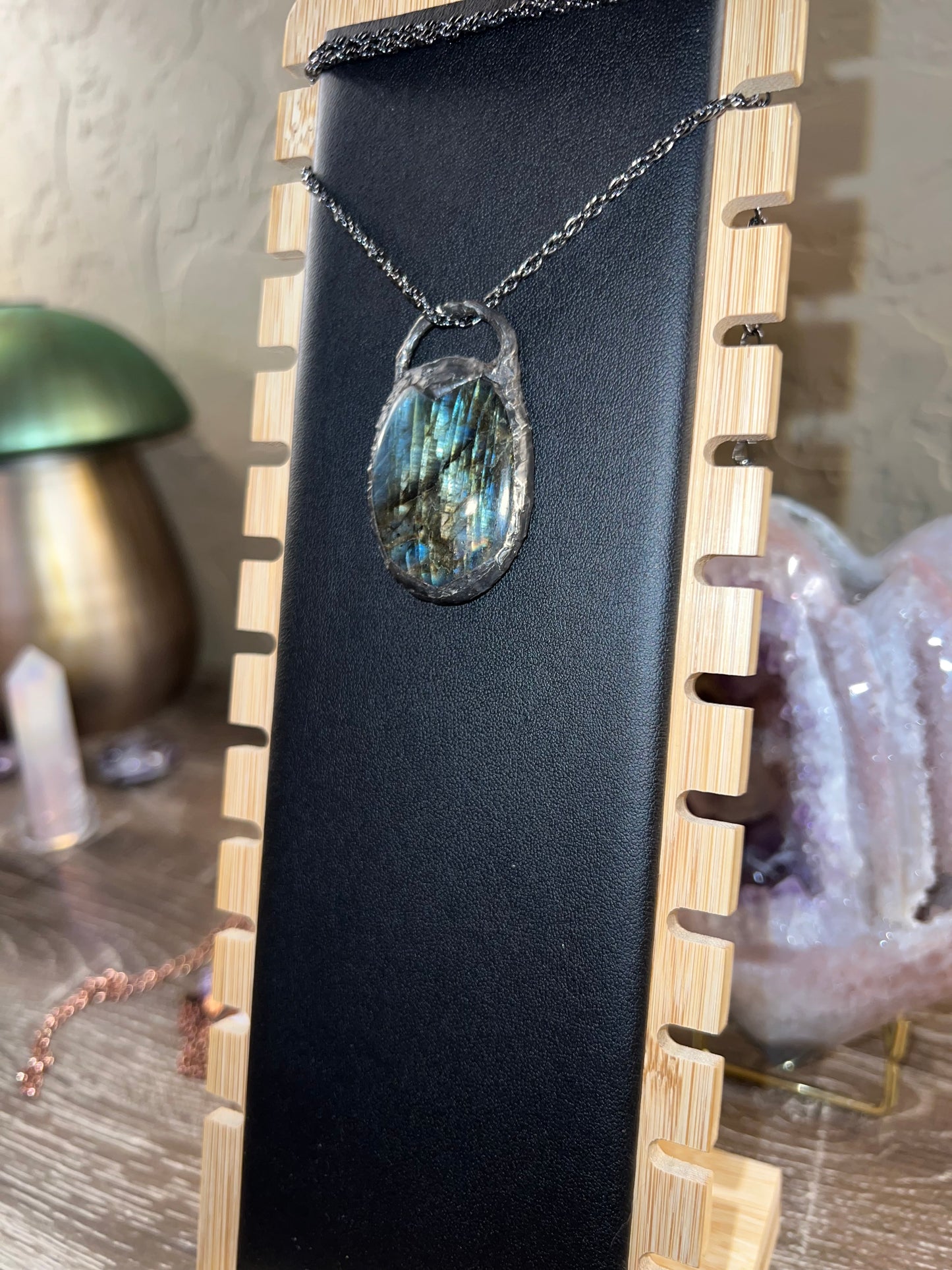 Glowing Lab Amulet