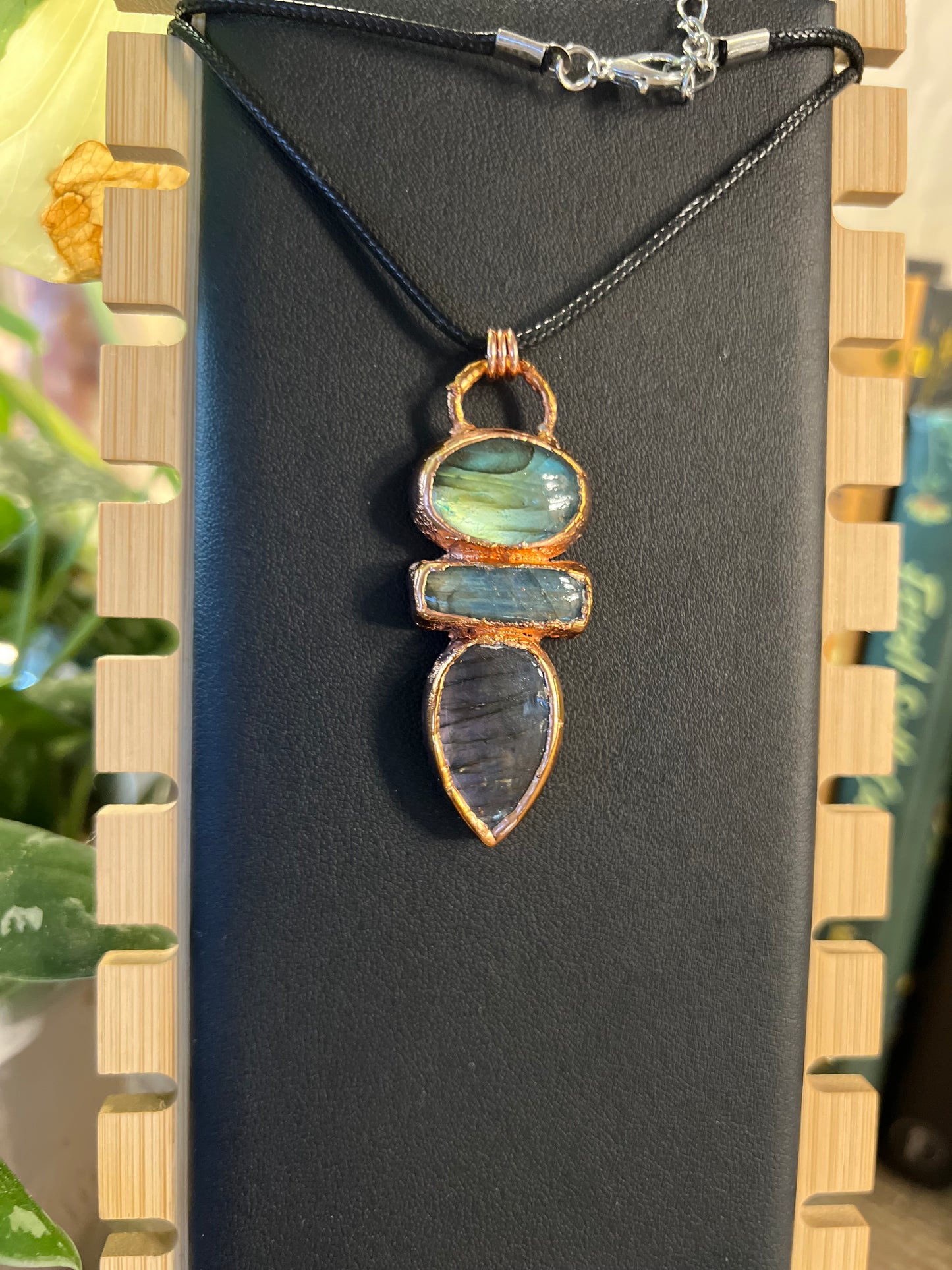 Stacked Lab Pendant